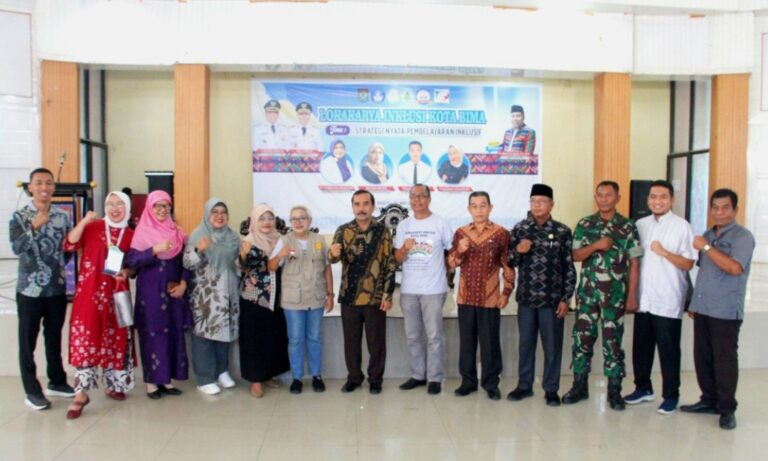 Asisten III Setda Kota Bima Buka Lokakarya Inklusi dalam Rangka Hardiknas 2026